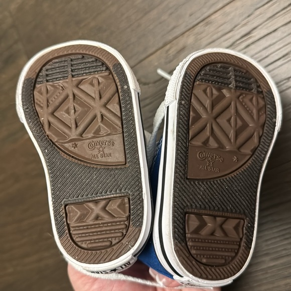 Infant converse - Picture 3 of 3